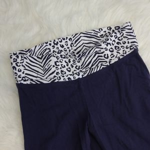 PINK MI Wolverines Cropped Leggings